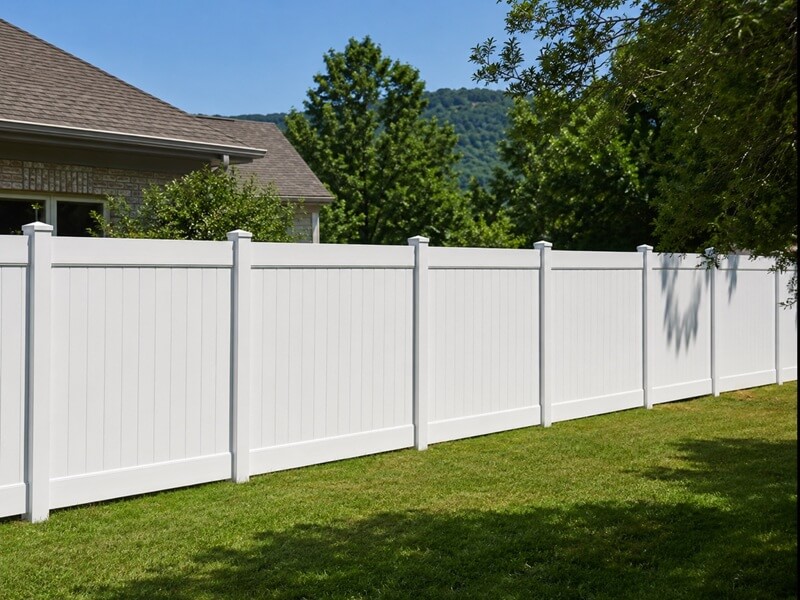 Vinyl Fence in Knoxville TN